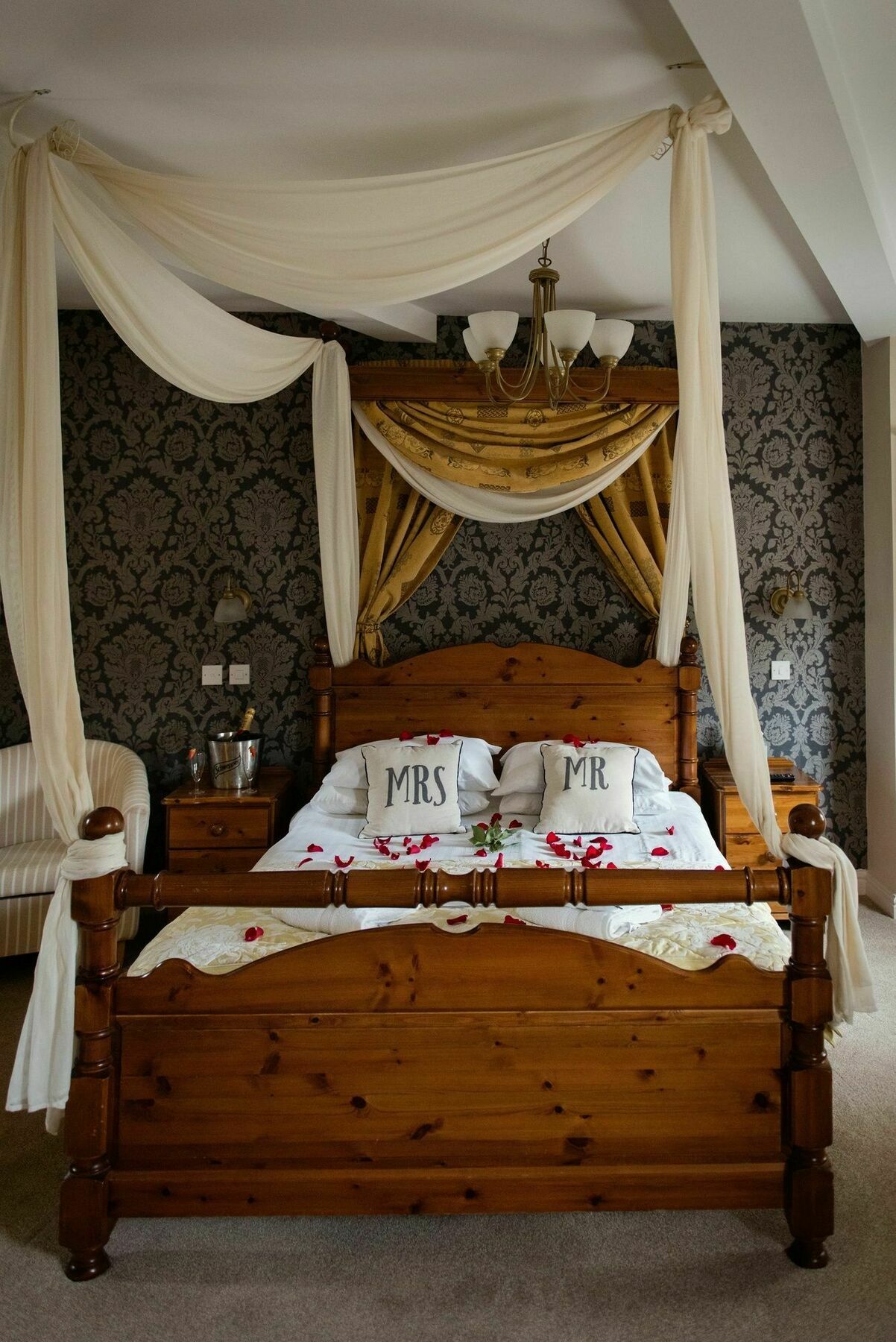 Whiston Hall المظهر الخارجي الصورة